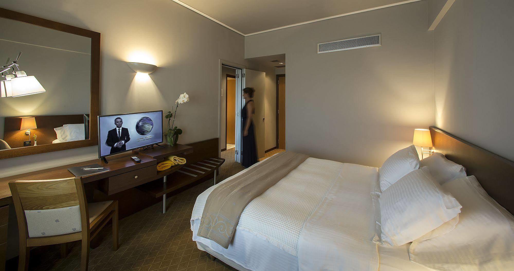 Dekelia Hotel Athen Eksteriør bilde